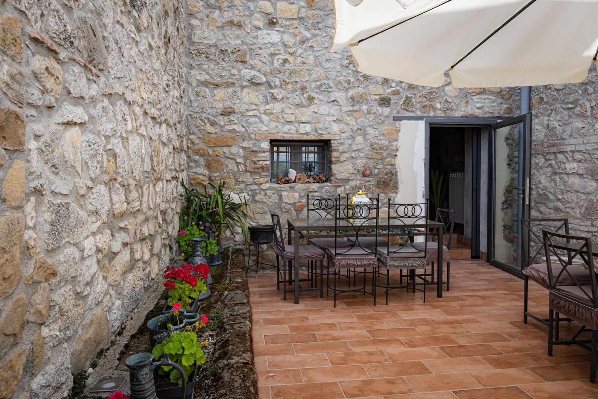 Country Relais La Torretta Baronale Guest House San Giorgio del Sannio Bagian luar foto