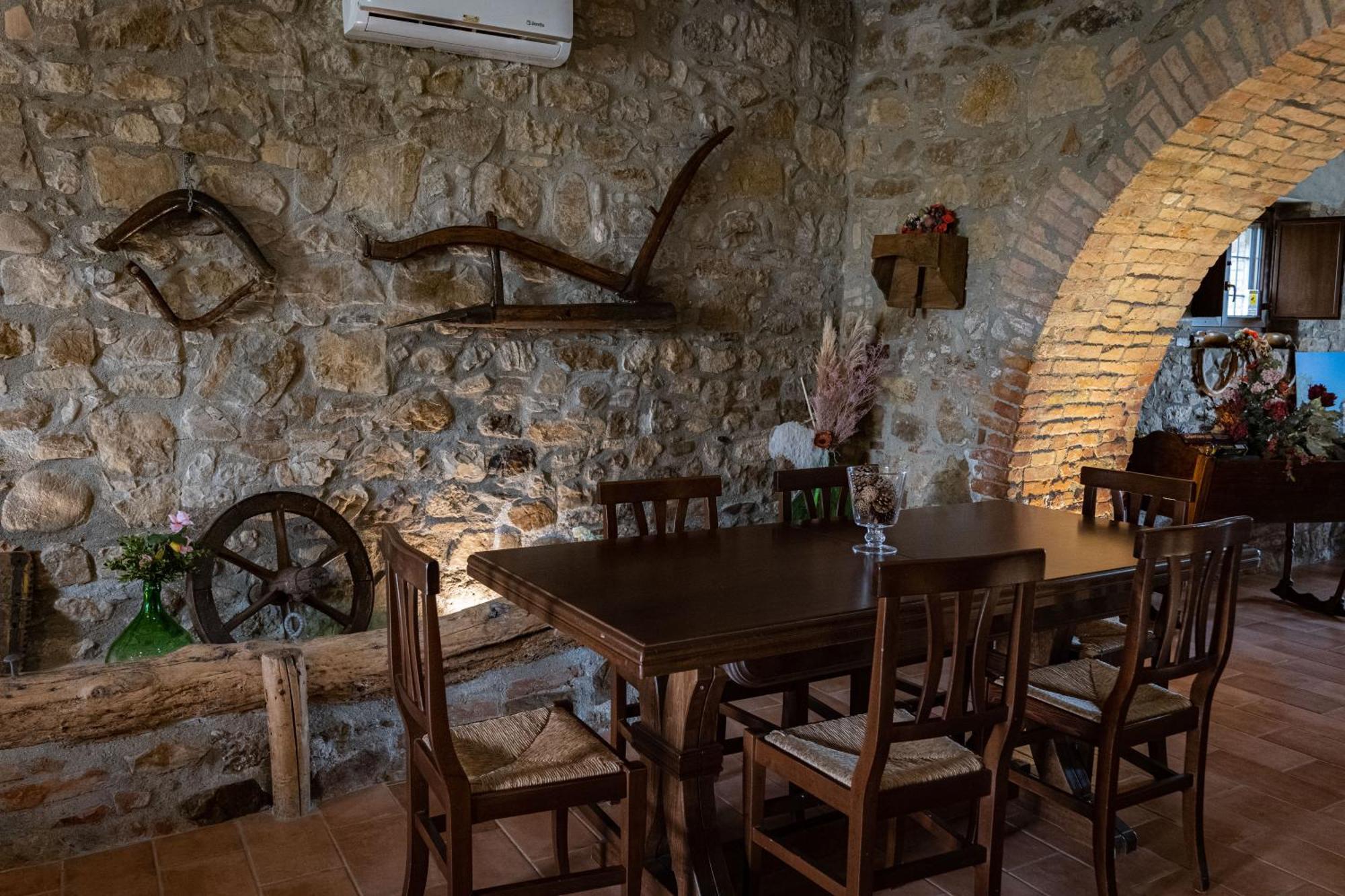 Country Relais La Torretta Baronale Guest House San Giorgio del Sannio Bagian luar foto