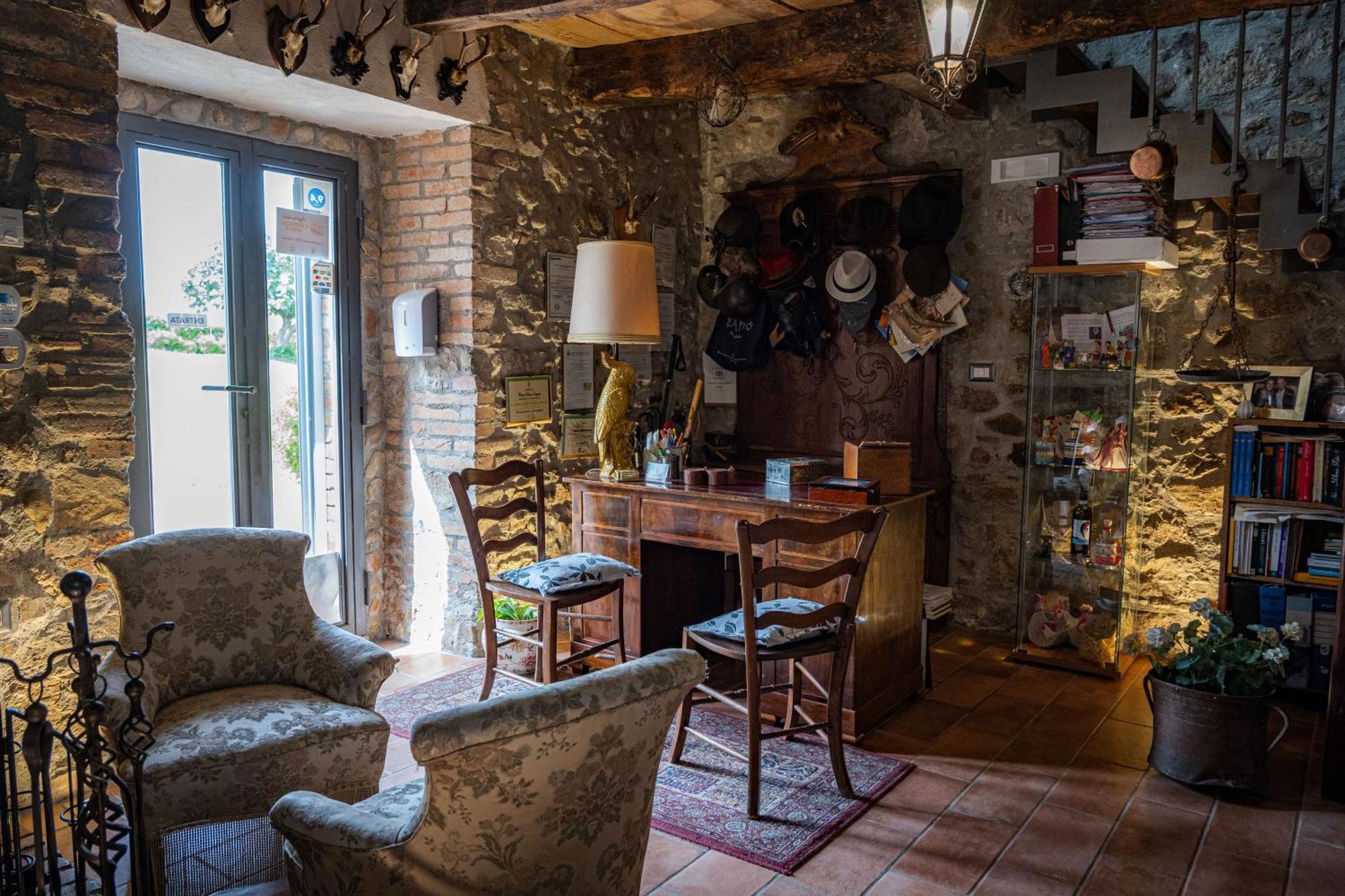 Country Relais La Torretta Baronale Guest House San Giorgio del Sannio Bagian luar foto