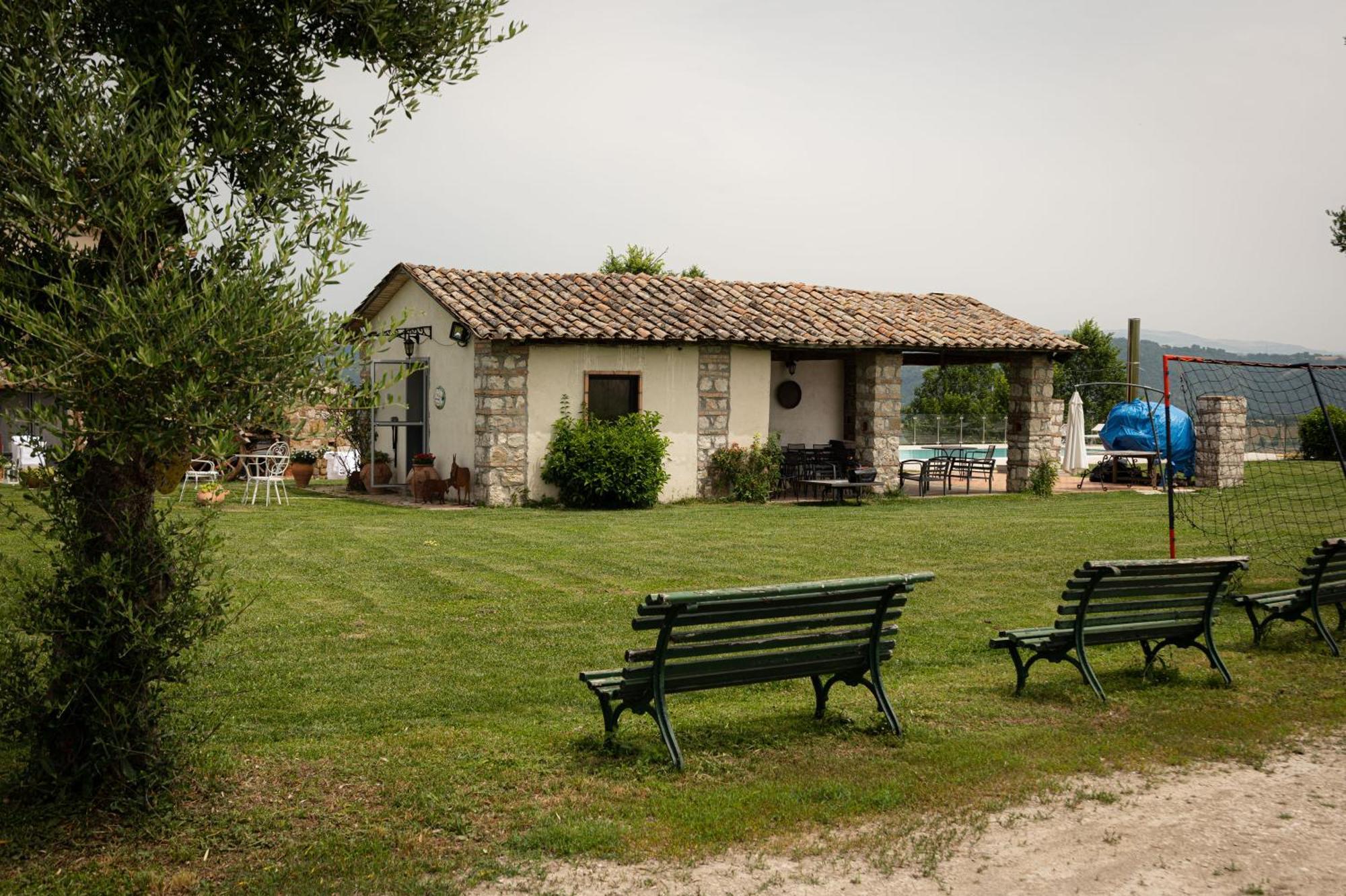 Country Relais La Torretta Baronale Guest House San Giorgio del Sannio Bagian luar foto